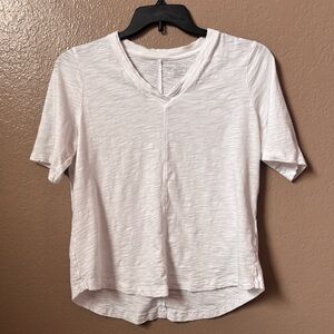 Chico’s White V Neck Top Size 2 Large